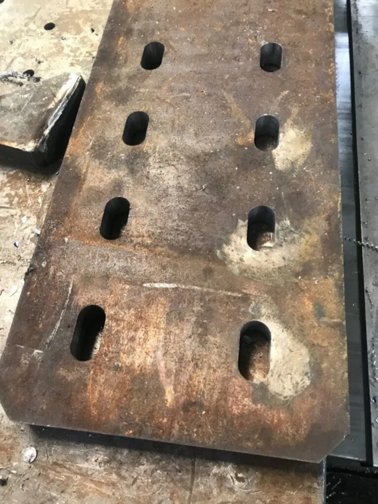 پرونده مهندسی: پلیت خمدار